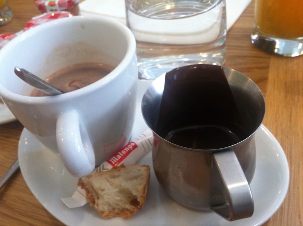 L'Acanthe hot chocolate